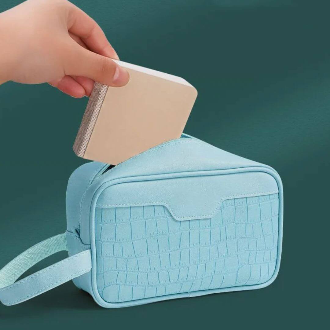 Le Cahier de dessin vert qui rentre facilement dans un sac