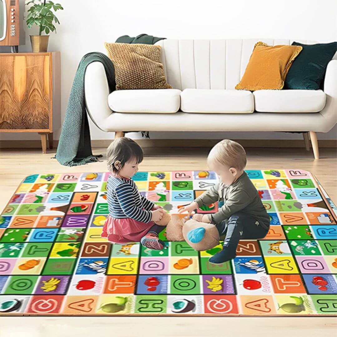 Tapis-de-sol-bébé-double-face-jeu-entre-amis
