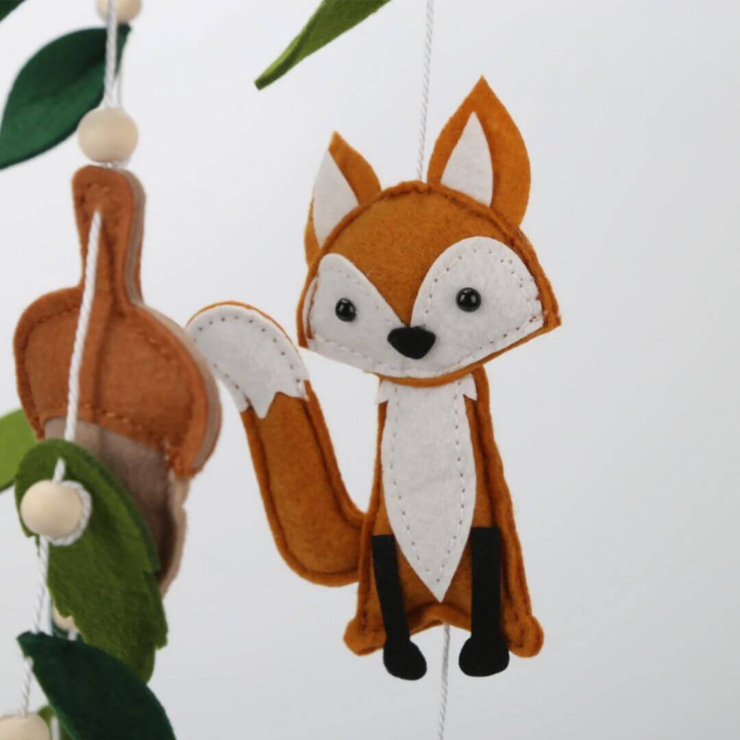 mobile-bébé-les-amis-de-la-forêt-renard