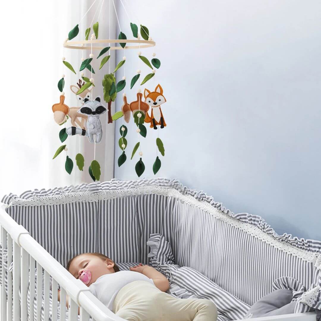 mobile-bébé-les-amis-de-la-forêt-sommeil-paisible