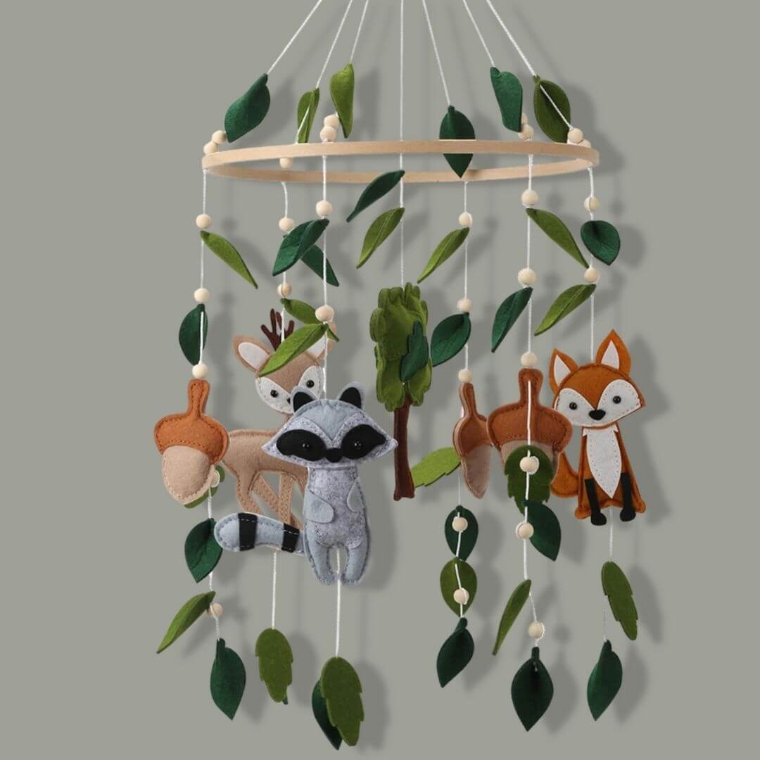 mobile-bébé-les-amis-de-la-forêt