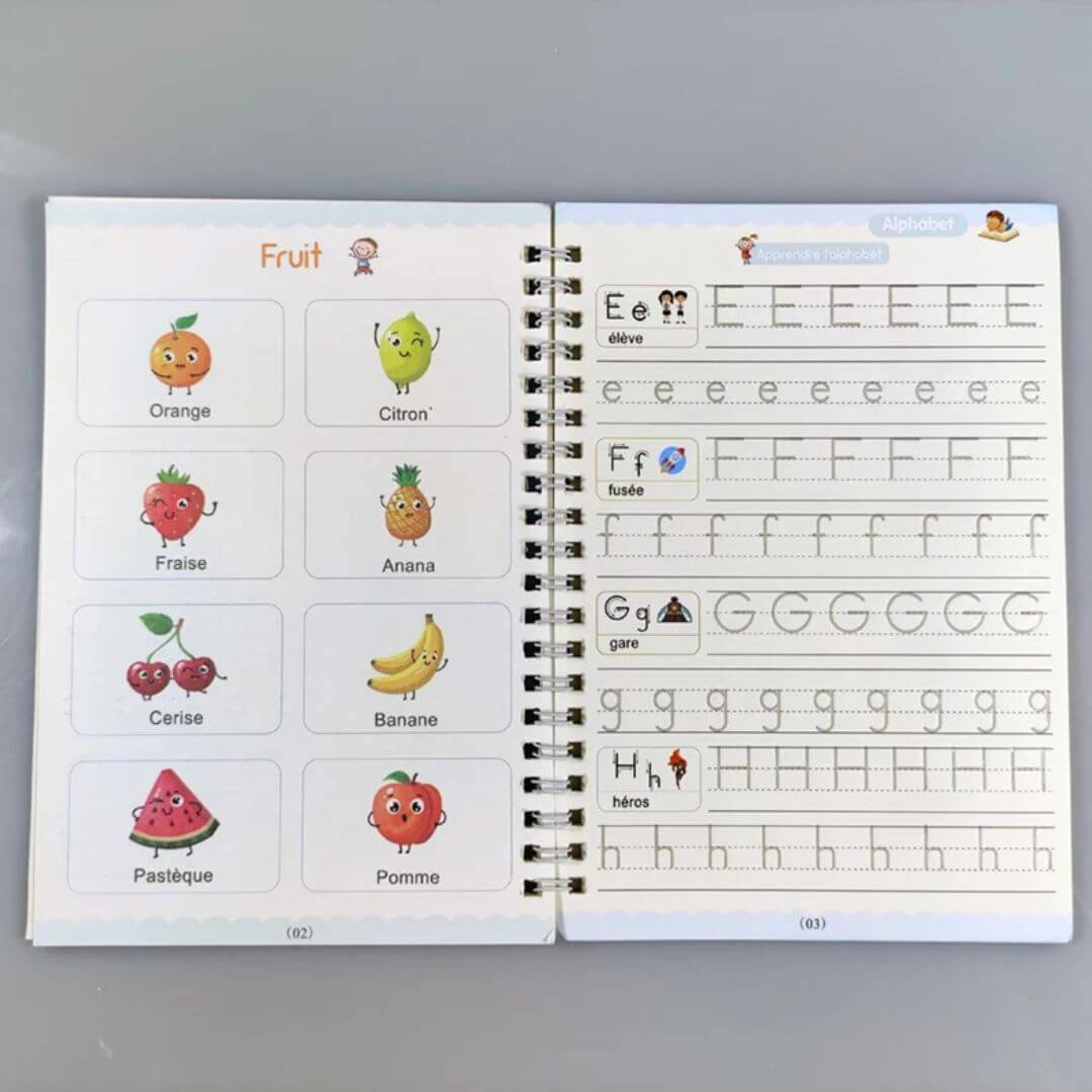 Le Cahier d'écriture magique illustré d'images de fruits