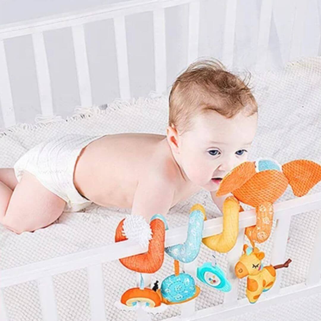 Hochet-bébé-l'éléphanteau-câlin-pour-la-motricité