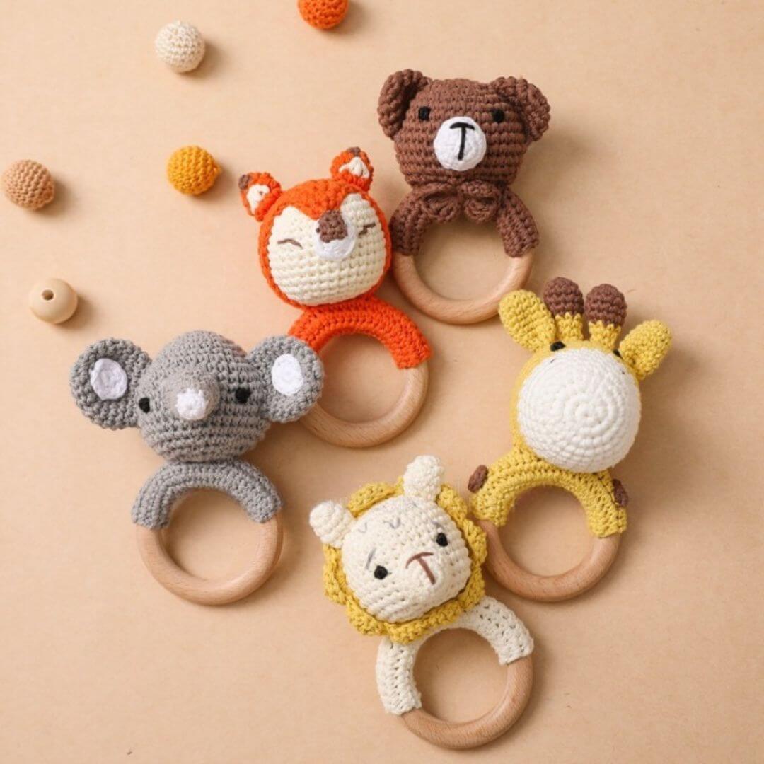 Hochet en crochet en figurines animales