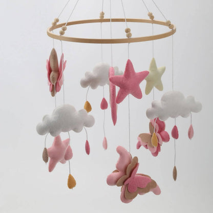 Mobile-bébé-l-arc-en-ciel-rose-décoration