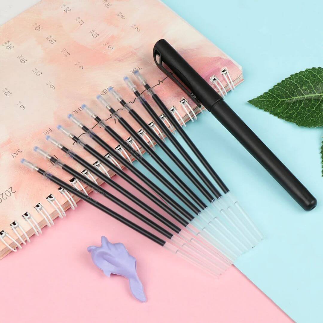 Le Stylo magique avec 10 recharges et un porte-stylo